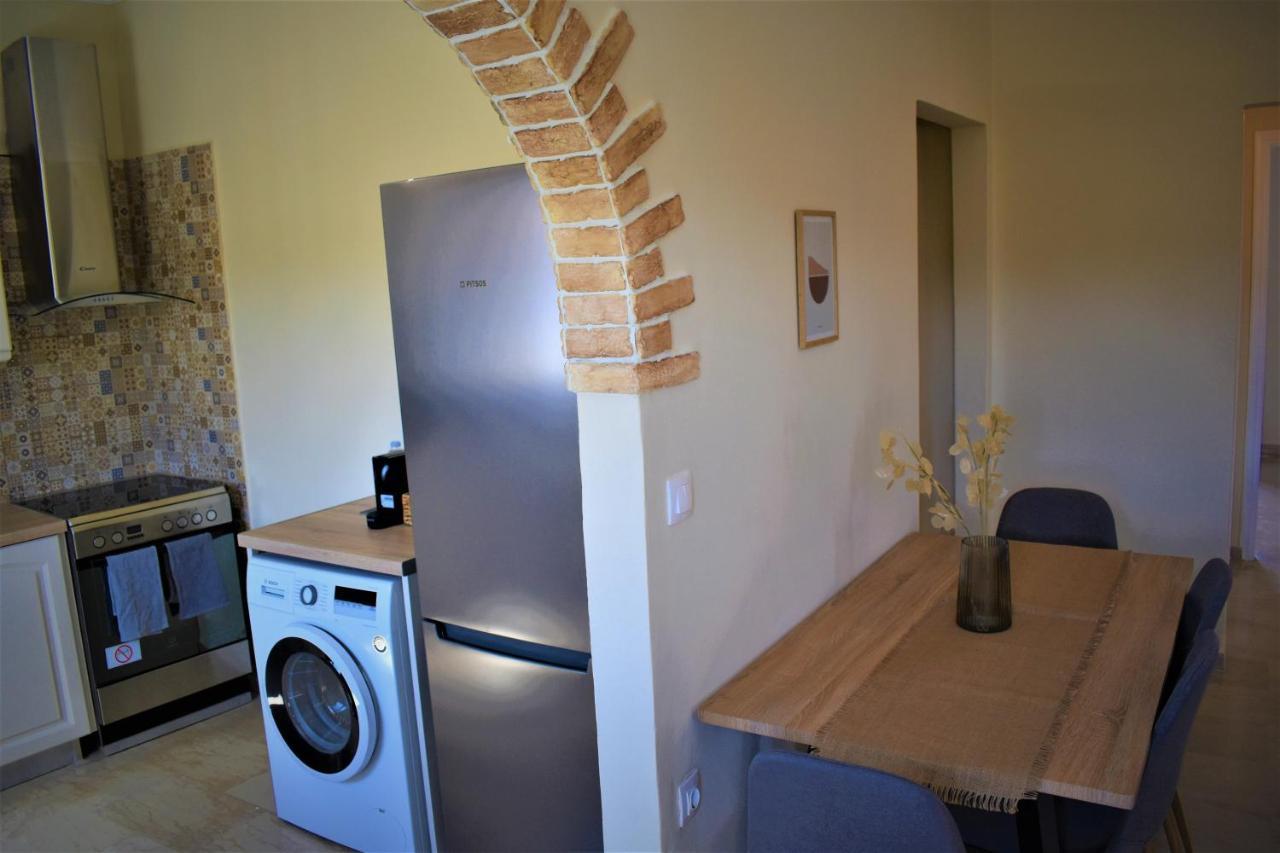Christina'S Apartment 콘토칼리 외부 사진
